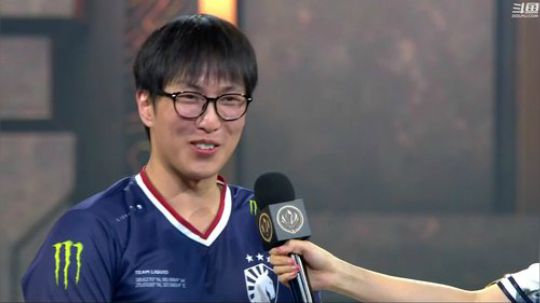 liyunanhj发布了一个斗鱼视频2019-05-17