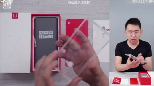 miwu1985发布了一个斗鱼视频2019-05-19