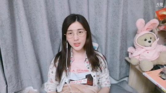 娜娜：感冒了抱歉～周日座谈会 2019-05-19 21点场