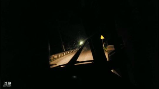 徒搭三峡，万州出发，徒步去武汉嘉年华 2019-05-19 20点场