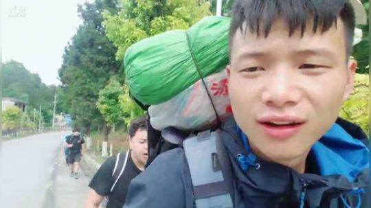 徒搭三峡，万州出发，徒步去武汉嘉年华 2019-05-19 08点场