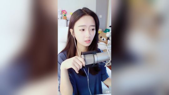巨人13725发布了一个斗鱼视频2019-05-19