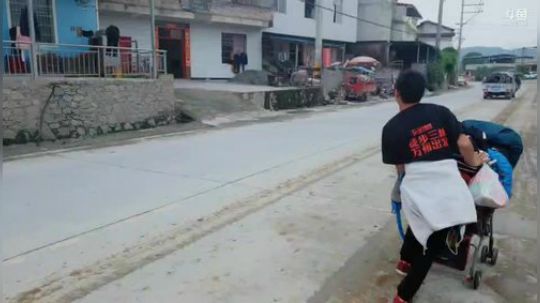 徒搭三峡，万州出发，徒步去武汉嘉年华 2019-05-20 11点场