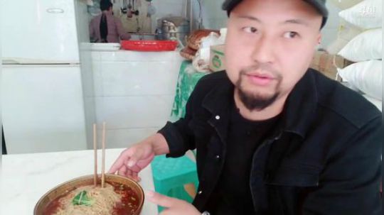 今天是过节吗？(≧ω≦)/ 2019-05-20 12点场