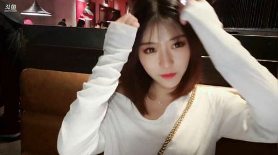 hagetaka发布了一个斗鱼视频2019-05-20