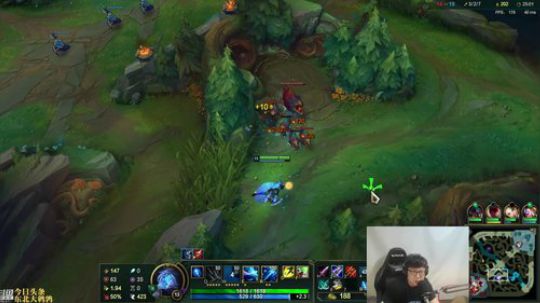 我在斗鱼看东北大鹌鹑直播英雄联盟