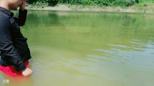 科头溜子发布了一个斗鱼视频2019-05-22