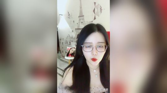 登月团丶离去发布了一个斗鱼视频2019-05-23