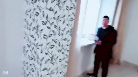 打扫一下卫生，一会接美女。 2019-05-22 13点场