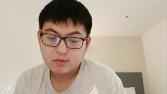 我在斗鱼看火力堂主直播户外