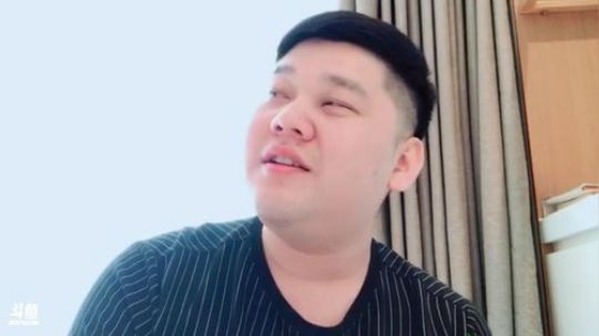 老表：一个自信的男人！ 2019-05-24 13点场