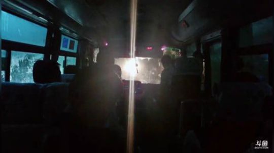 徒搭武汉嘉年华、出发荆州。 2019-05-25 18点场