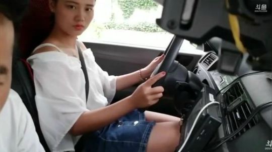 K一DASH发布了一个斗鱼视频2019-05-25