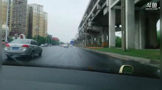 K一DASH发布了一个斗鱼视频2019-05-27