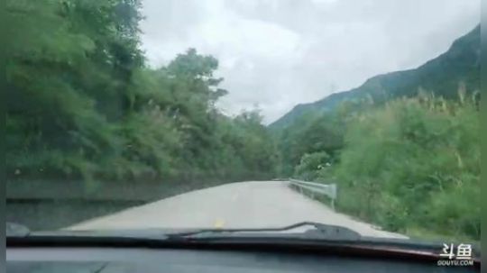 制作油辣子，红烧牛肉(≧ω≦)/ 2019-05-29 14点场