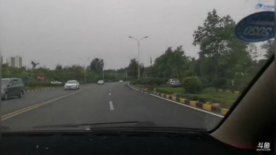 哆啦爱梦梦发布了一个斗鱼视频2019-05-30