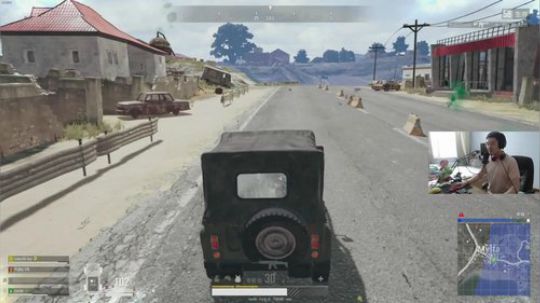 我在斗鱼看超级花美男直播主机游戏