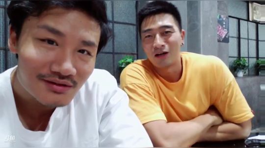 去看吴健身房练肩，可以看qiqi了 2019-05-31 21点场