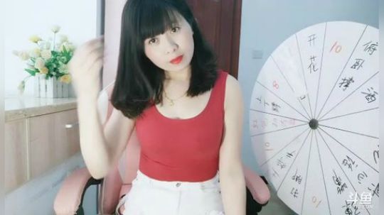 S1MPLEBOY发布了一个斗鱼视频2019-05-31