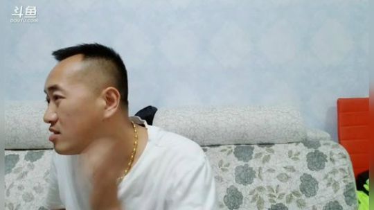 K一DASH发布了一个斗鱼视频2019-06-01