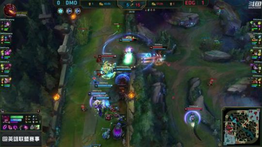 黑板君爱喝酸奶发布了一个斗鱼视频2019-06-01