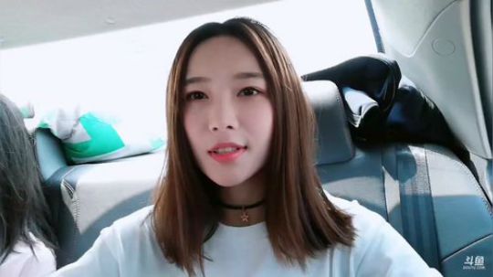 肖淑洁生命中的光和盐发布了一个斗鱼视频2019-06-01