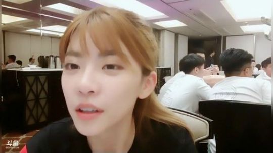 黑板君爱喝酸奶发布了一个斗鱼视频2019-06-01