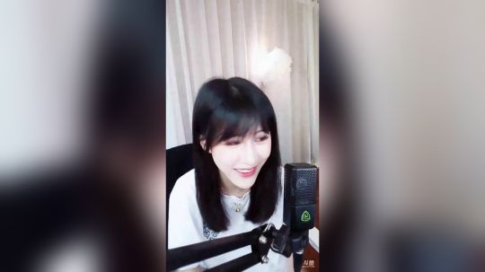 巨人13725发布了一个斗鱼视频2019-06-02