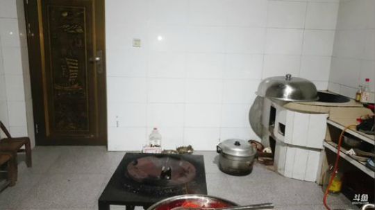 麻辣小龙虾红烧排骨清蒸鳜鱼 2019-06-02 20点场