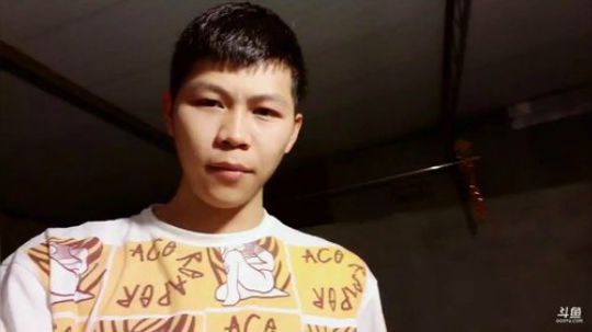 该吃吃该喝喝吹吹 2019-06-02 02点场