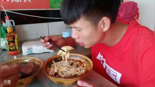 路线昆明玉溪楚雄大理巍山丽江攀枝花 2019-06-03 13点场