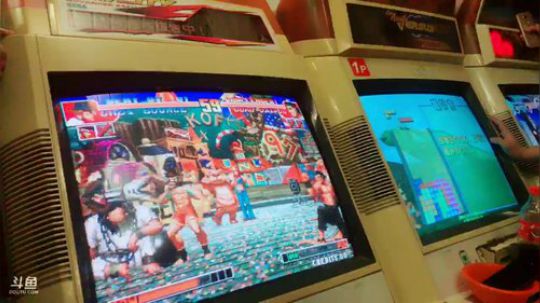 K一DASH发布了一个斗鱼视频2019-06-06