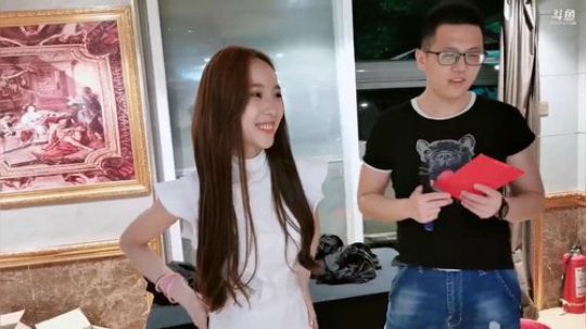 超龄儿童一起过节日啦 2019-06-01 21点场
