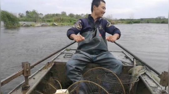 哆啦爱梦梦发布了一个斗鱼视频2019-06-06