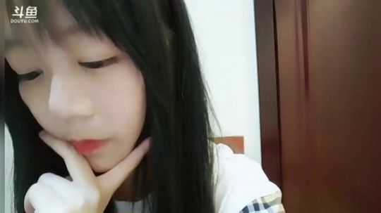永远不说拜拜多多608599发布了一个斗鱼视频2019-06-07