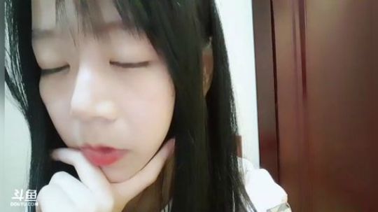永远不说拜拜多多608599发布了一个斗鱼视频2019-06-07