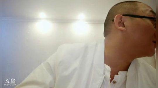 护法惊丶发布了一个斗鱼视频2019-06-07