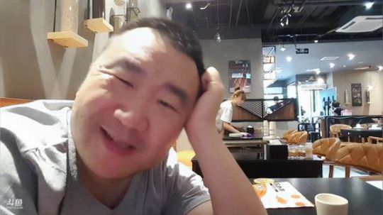 找东西吃。 2019-06-07 15点场