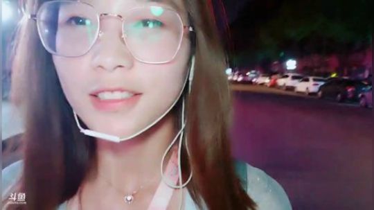 肖淑洁生命中的光和盐发布了一个斗鱼视频2019-06-08
