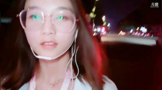 肖淑洁生命中的光和盐发布了一个斗鱼视频2019-06-08