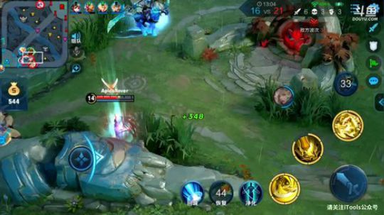 我在斗鱼看林蒙m直播王者荣耀