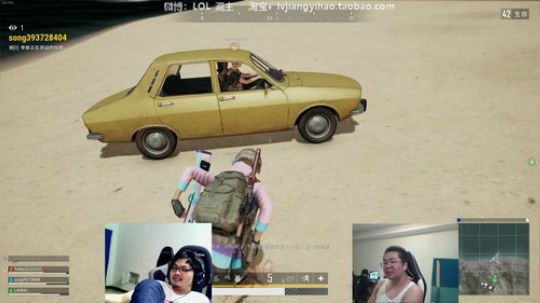 一个轮子爆了 把另外一个轮子打爆 就能平衡了哈哈哈