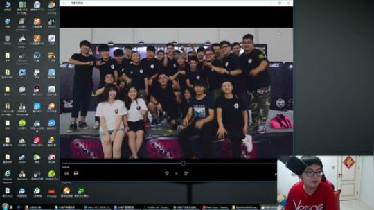 我在斗鱼看火力堂主直播户外