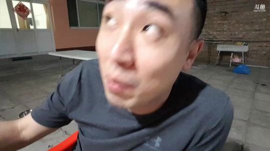 我在斗鱼看无尽无尽的无尽直播美食