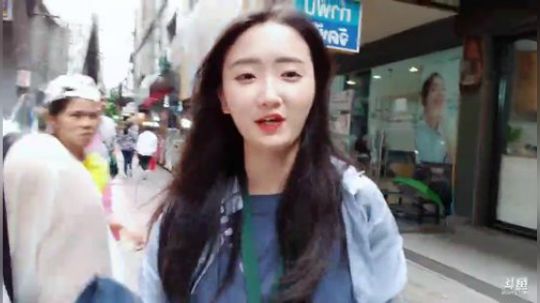登月团丶离去发布了一个斗鱼视频2019-06-11
