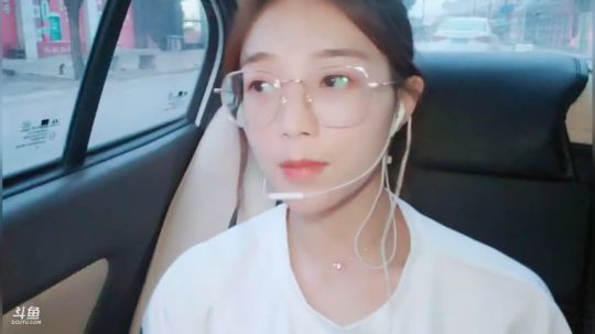 姑：回老家陪奶奶过端午 2019-06-06 18点场