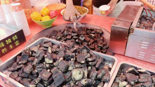 武汉嘉年华。 468241 468241 2019-06-14 12点场