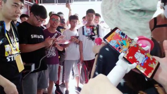 白天嘉年华，晚上健身 2019-06-14 15点场