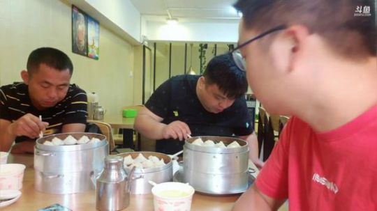 哆啦爱梦梦发布了一个斗鱼视频2019-06-14