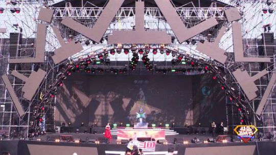 我在斗鱼看斗鱼官方直播直播英雄联盟